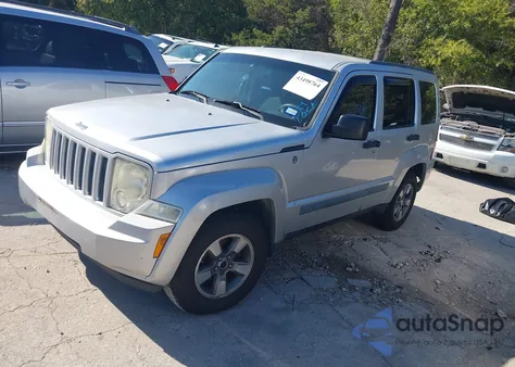 2008 Jeep Liberty Sport z USA, uszkodzony, nr VIN 1J8GN28KX8W188027